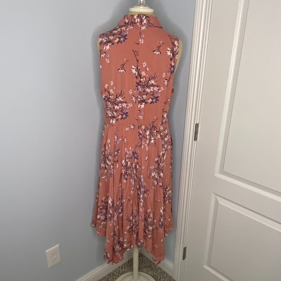 Torrid Sleeveless Dusty Rose Floral Midi Dress w/Pockets Size - 1 - Picture 3 of 5